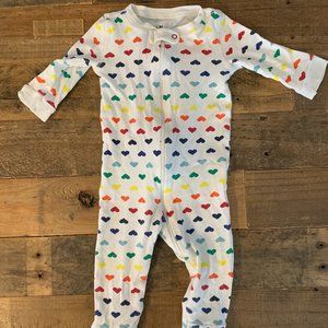 Primary Rainbow Hearts Footie Sleeper, 3-6M